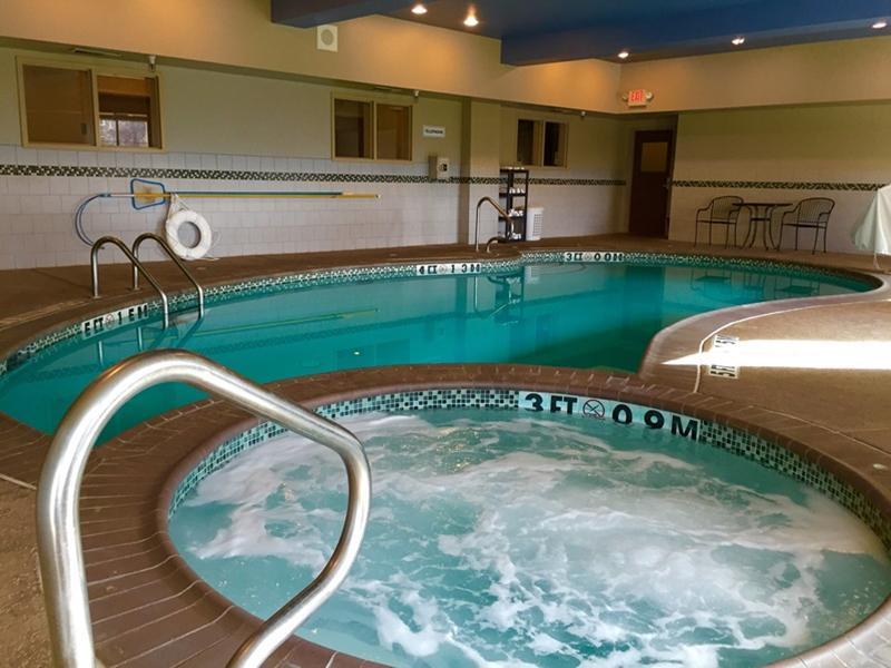 Holiday Inn Express Hotels & Suites Jacksonville By Ihg Buitenkant foto